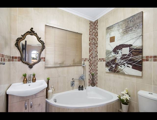 2 BEDROOM FREEHOLD FOR SALE IN RAND COLLIERIES